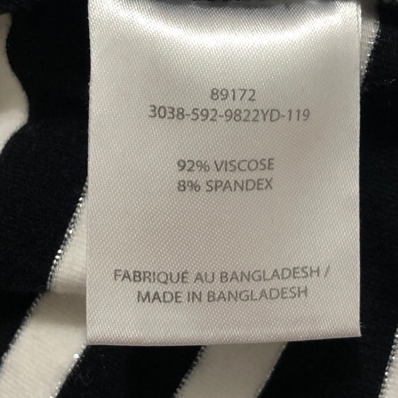 LAURA Black & White Striped Asymetric Top Size L - Picture 10 of 13